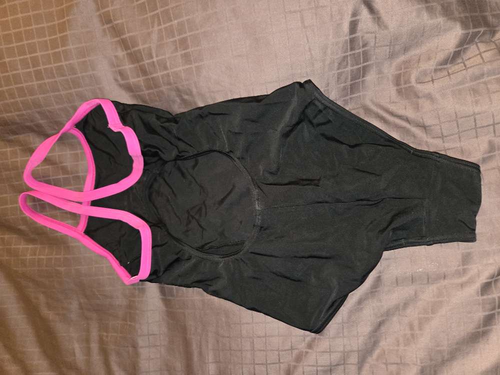 Speedo sundbolur st. 164 14ára