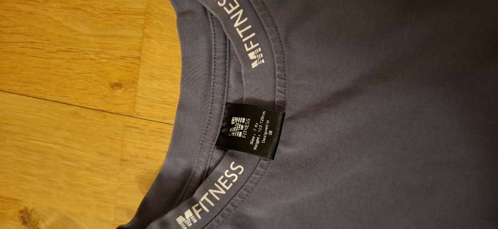 122-128 Mfitness grár langermabolur 