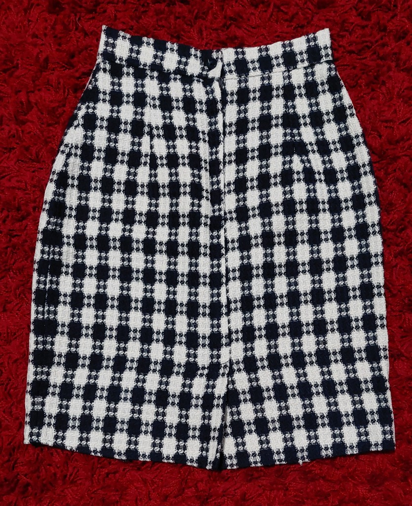 Sinivalkoinen ruudullinen hame XS