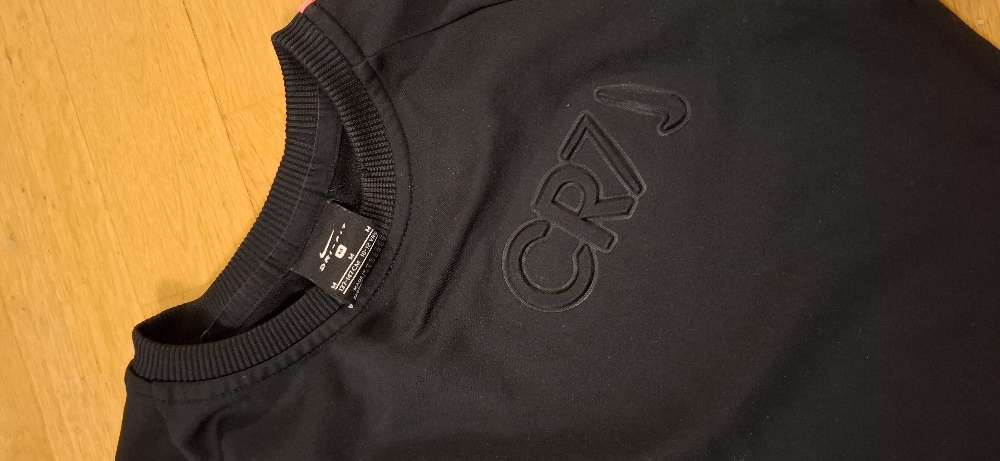 Nike 137-147 CR7 peysa