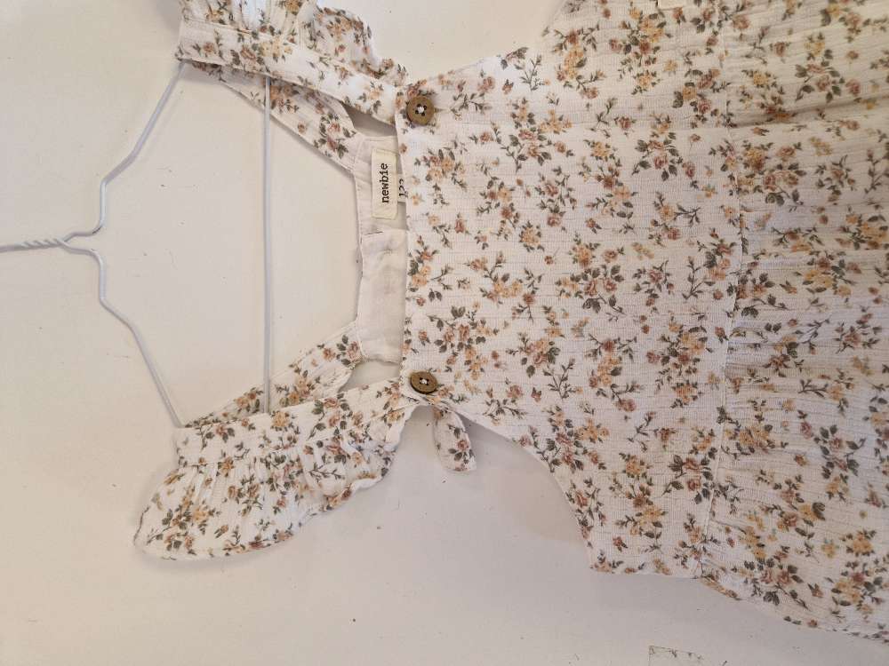 Str122 buksedress Newbie