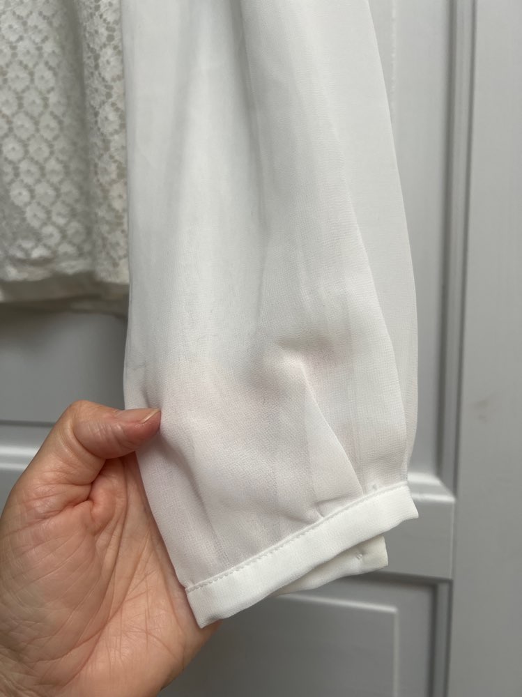 Hvit bluse Lindex str36