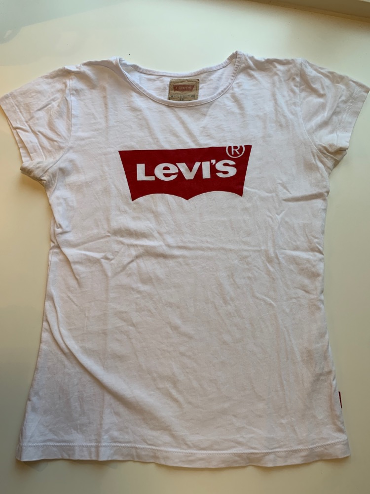 Levis t-shirt 12