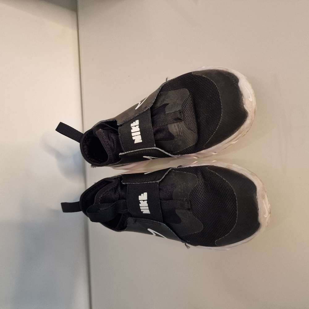 Nike skór Nr 33,5