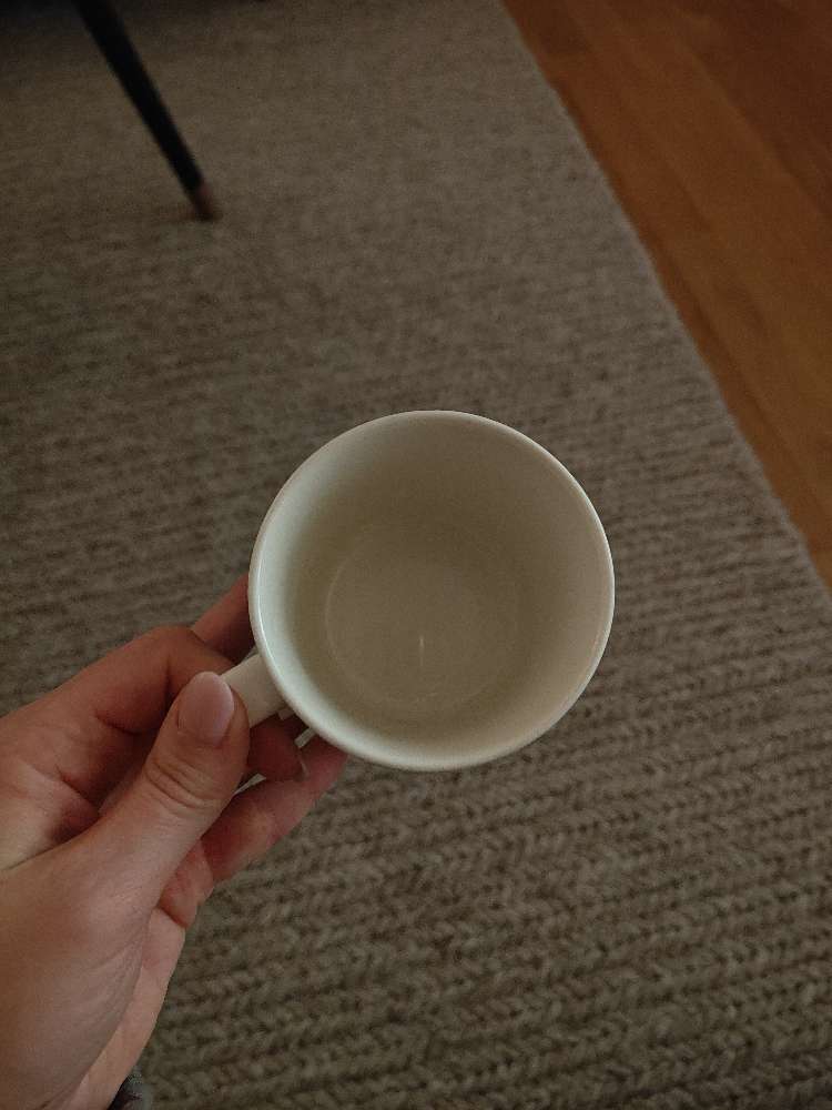 Muumimuki Kuusen alla