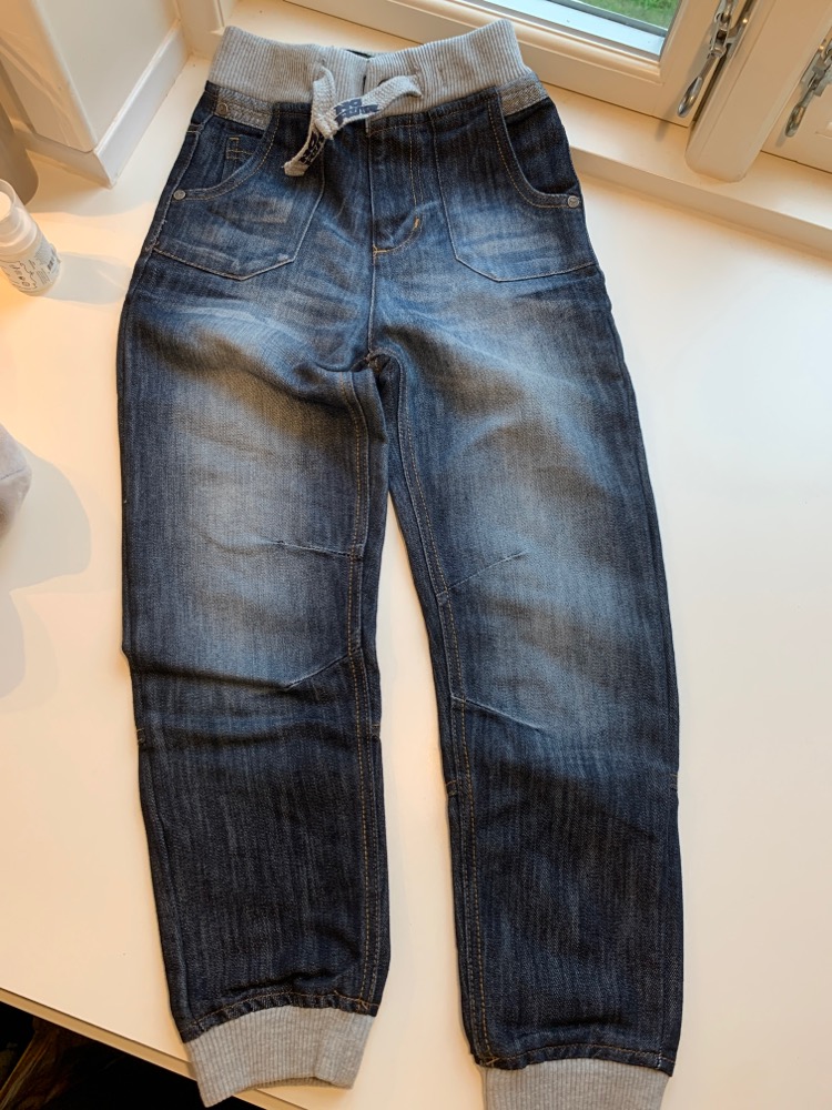 Jeans 9-10