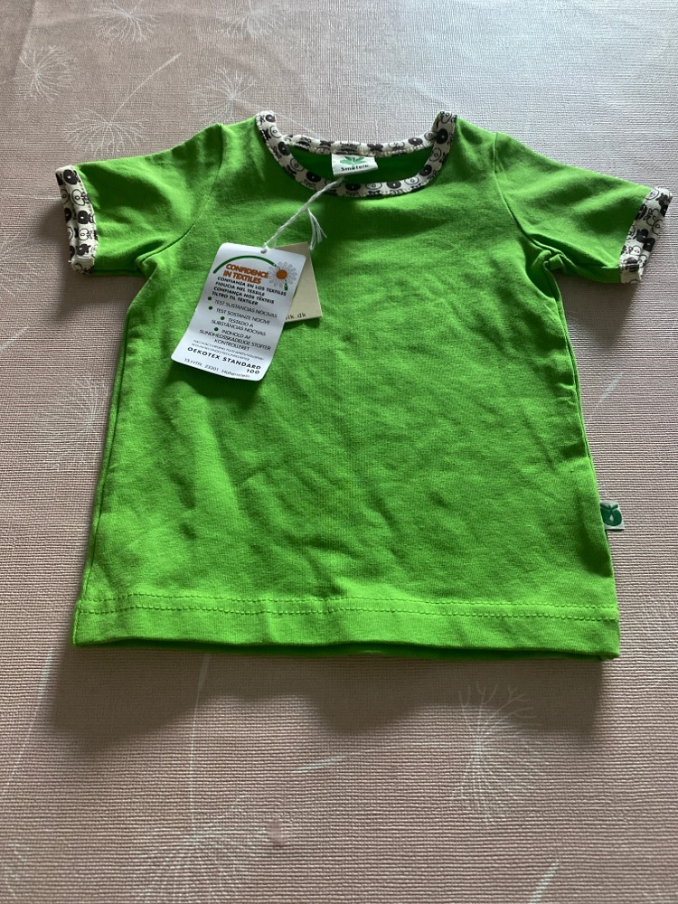 Grøn tshirt 74