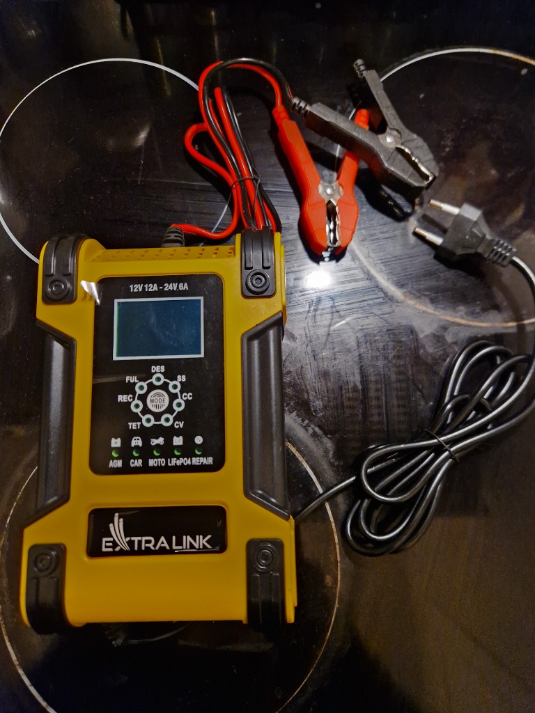 Smart battery charger nýr 