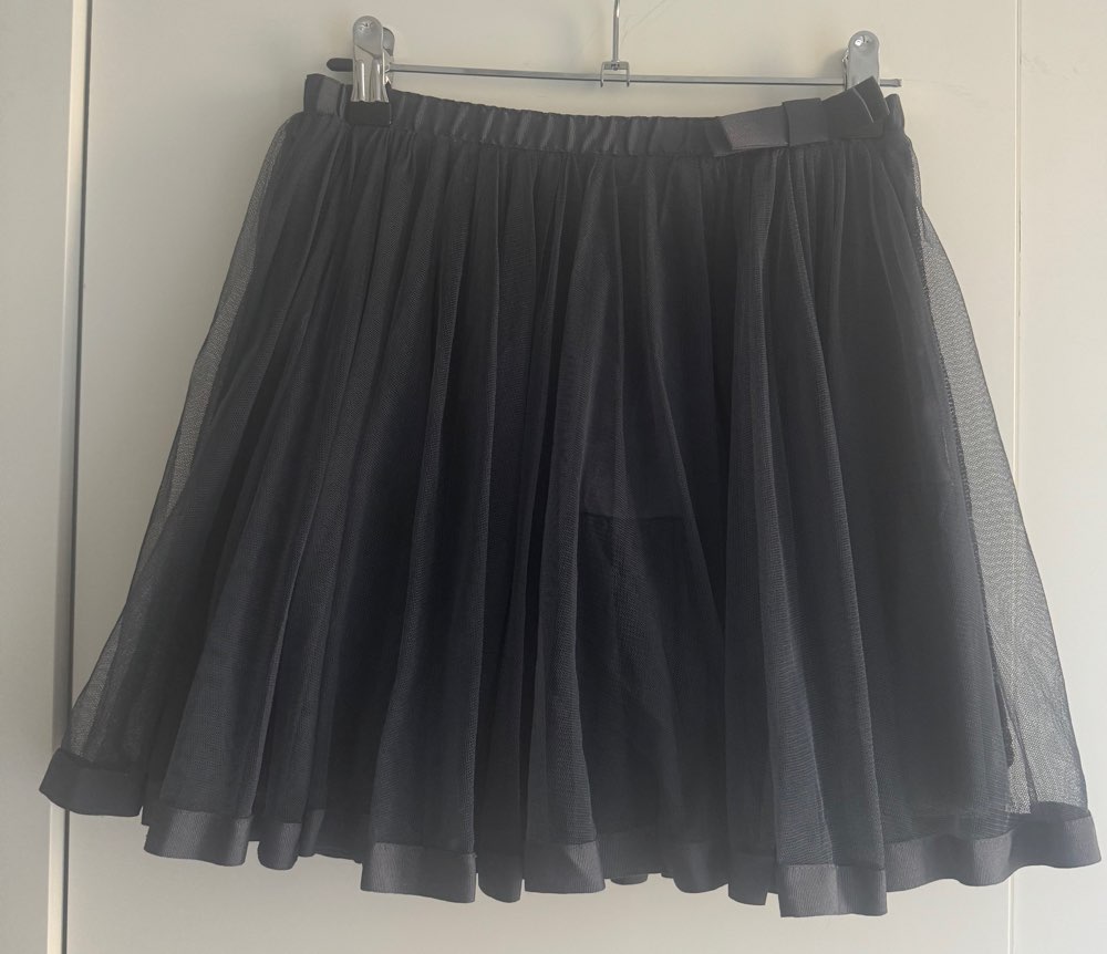 Sin. Pomo De Lux hame, 122/128 cm