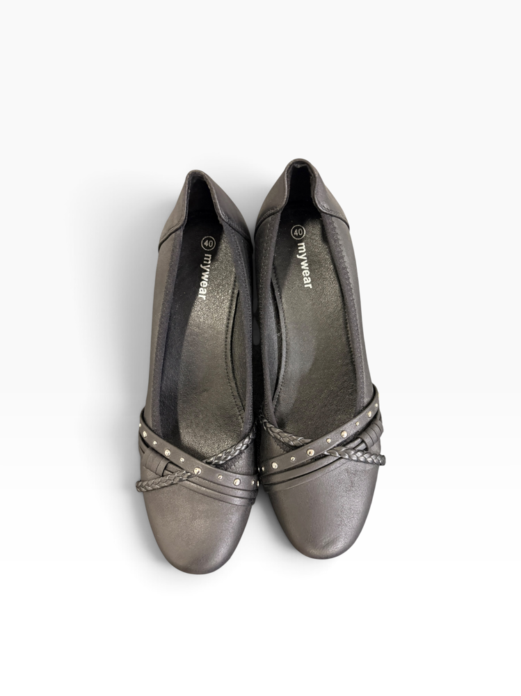 MyWear UUDET mustat korot, 40