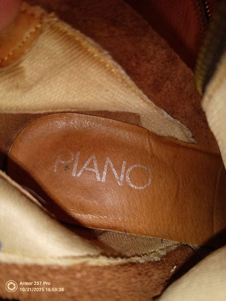 Hælaskór St 38. PIANO