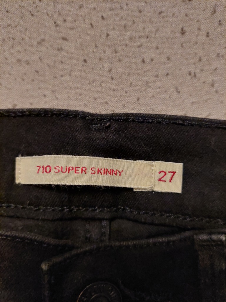 Levis gallabuxur 27/30