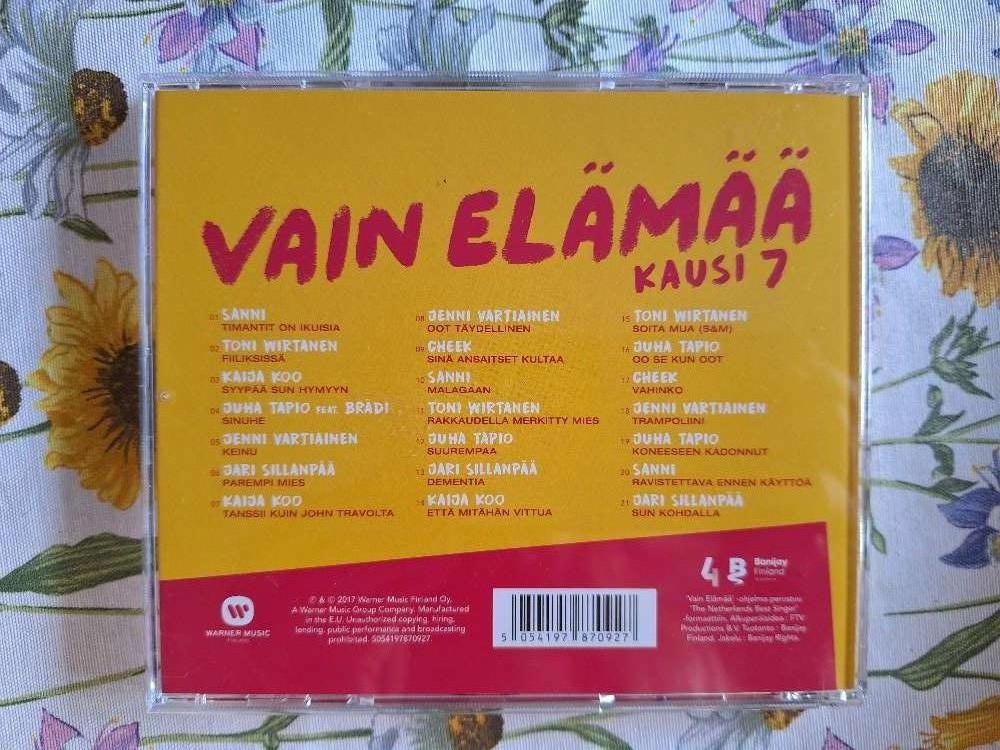 CD Vain Elämää 7 (ensimmäinen kattaus)