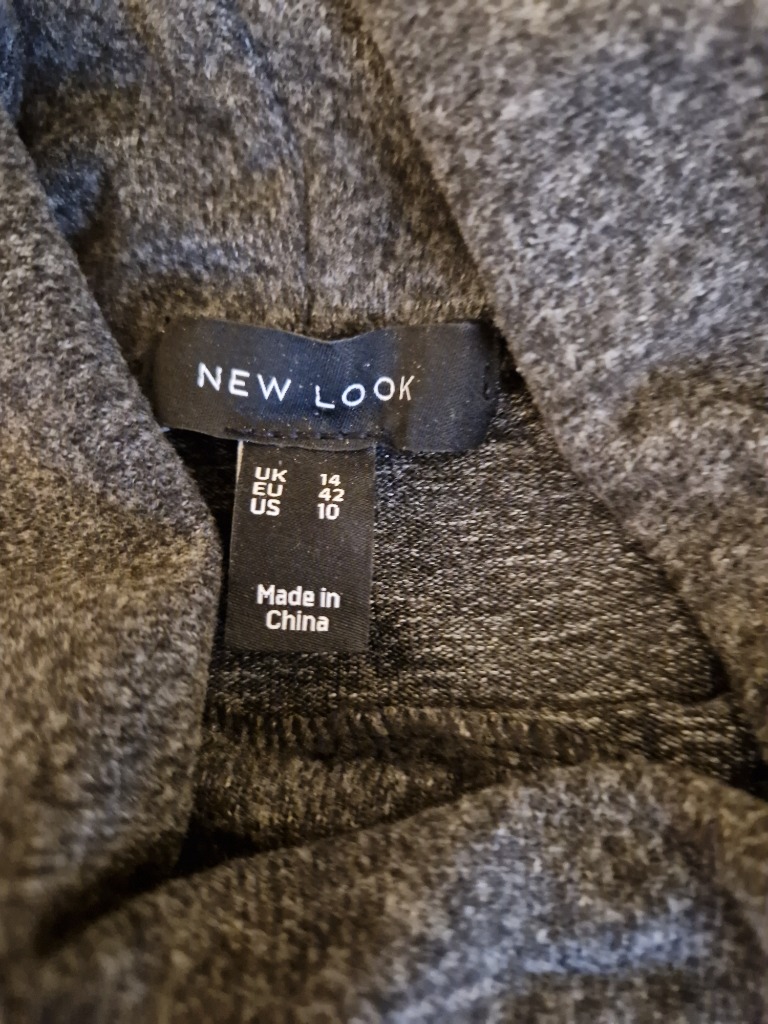 Grár kjóll frá New Look 