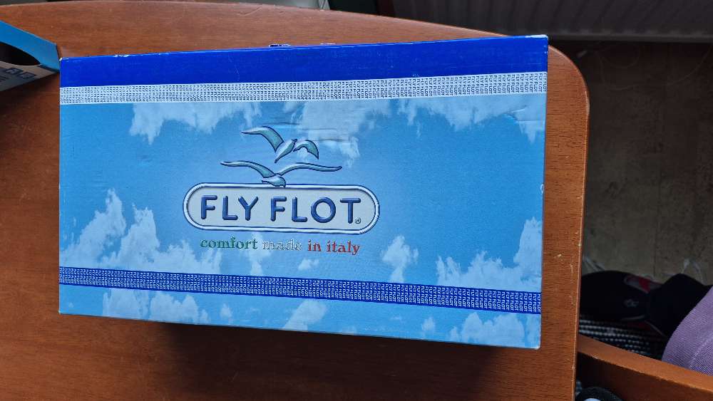 Miesten Sandaalit koko 42