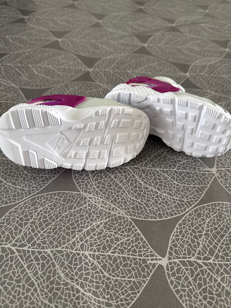 Nike skór í stærð 21