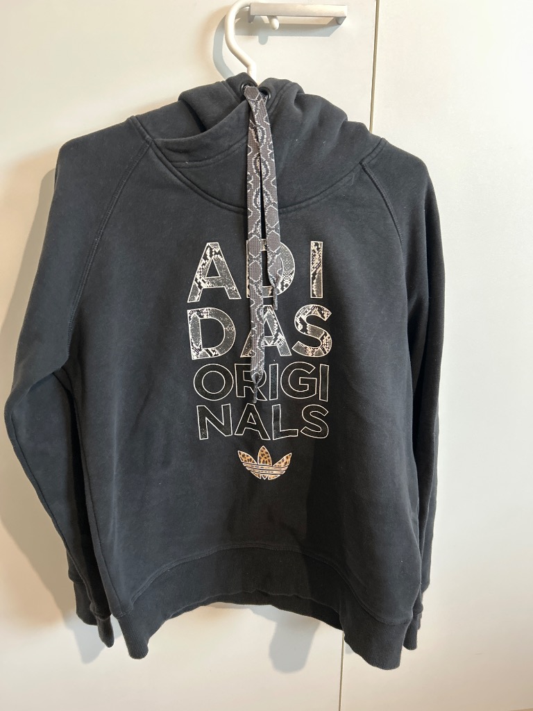 Adidas orginals musta huppari M