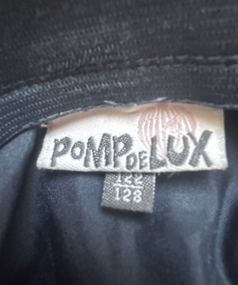 Sin. Pomo De Lux hame, 122/128 cm