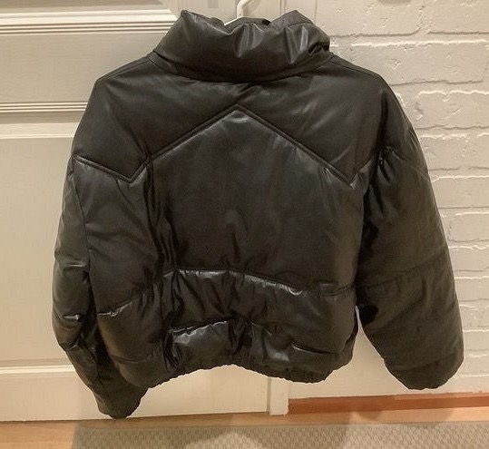 Zara toppatakki M, musta
