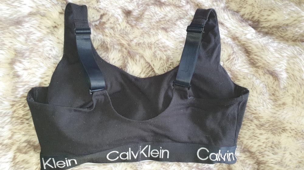 Calvin Klein toppur svartur st.L