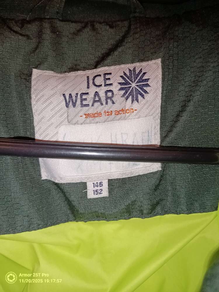 ICEWEAR úlpa St 148-152. Auka endurskin
