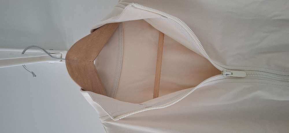 WCGW ný st. L rennd peysa