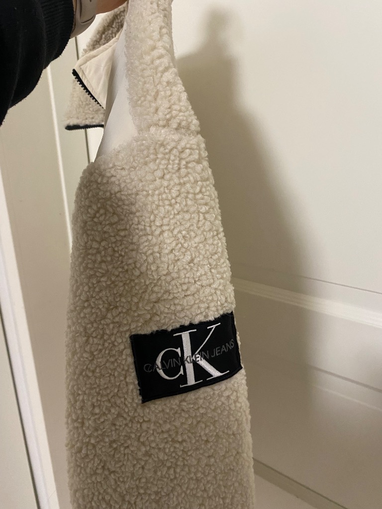 Calvin Klein karvatakki XL 