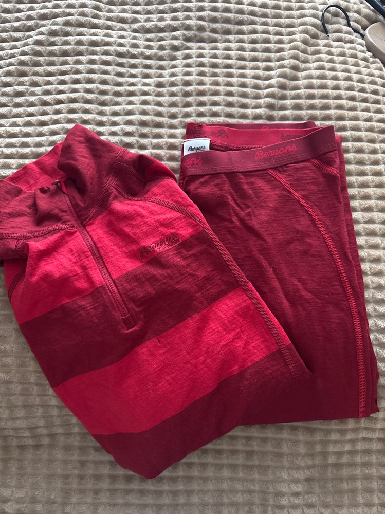 Bergans ull rød bukse M