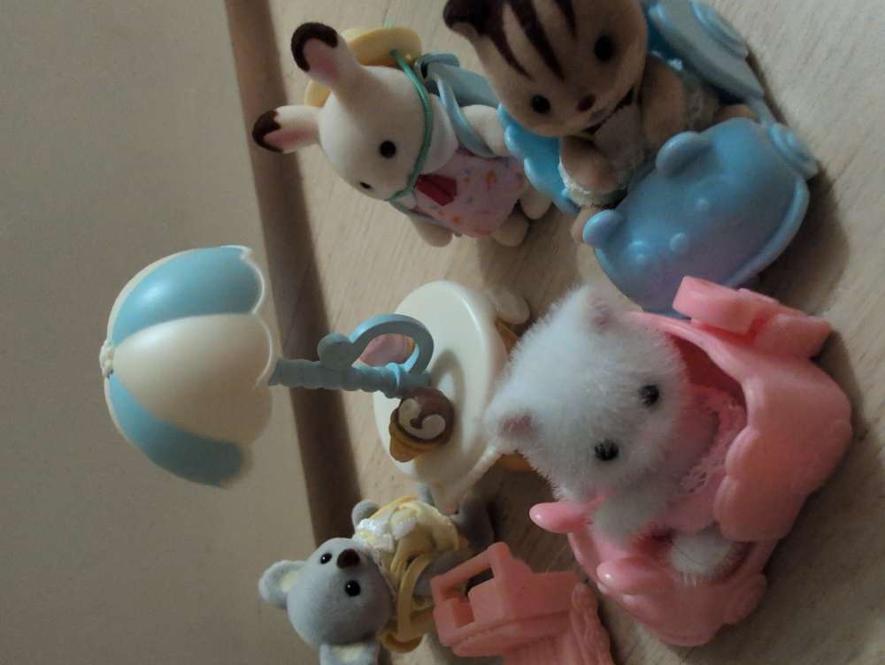 Sylvanian Family 4 hahmoa, jäätelöbaari