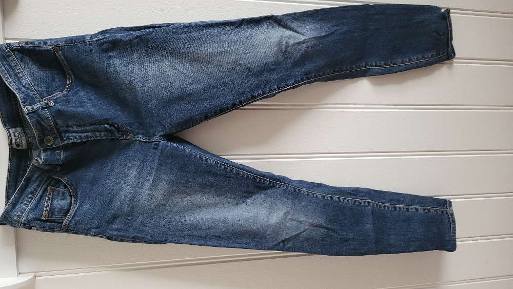 Wesc jeans W29