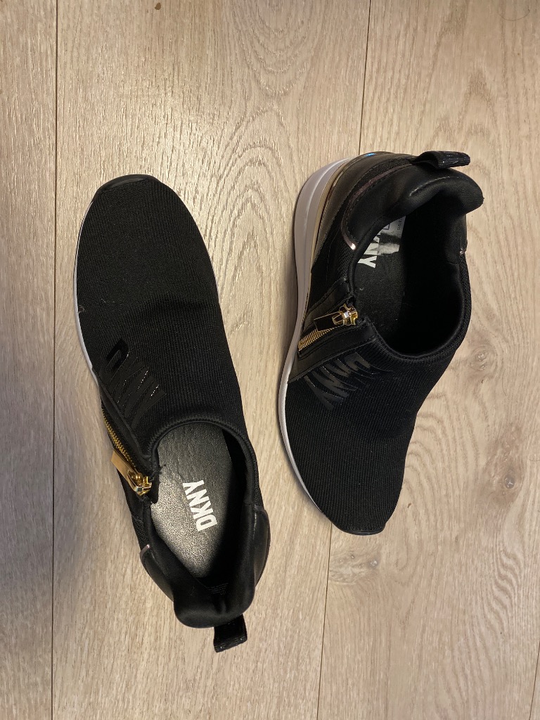 DONA KARAM NY SORT SKO STRR 38