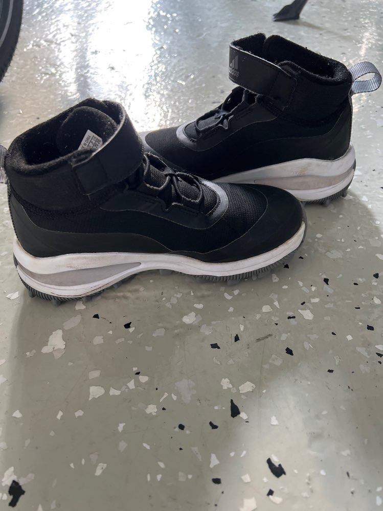 Adidas  FR 35