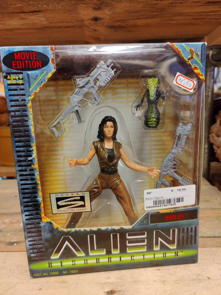 Alien figure