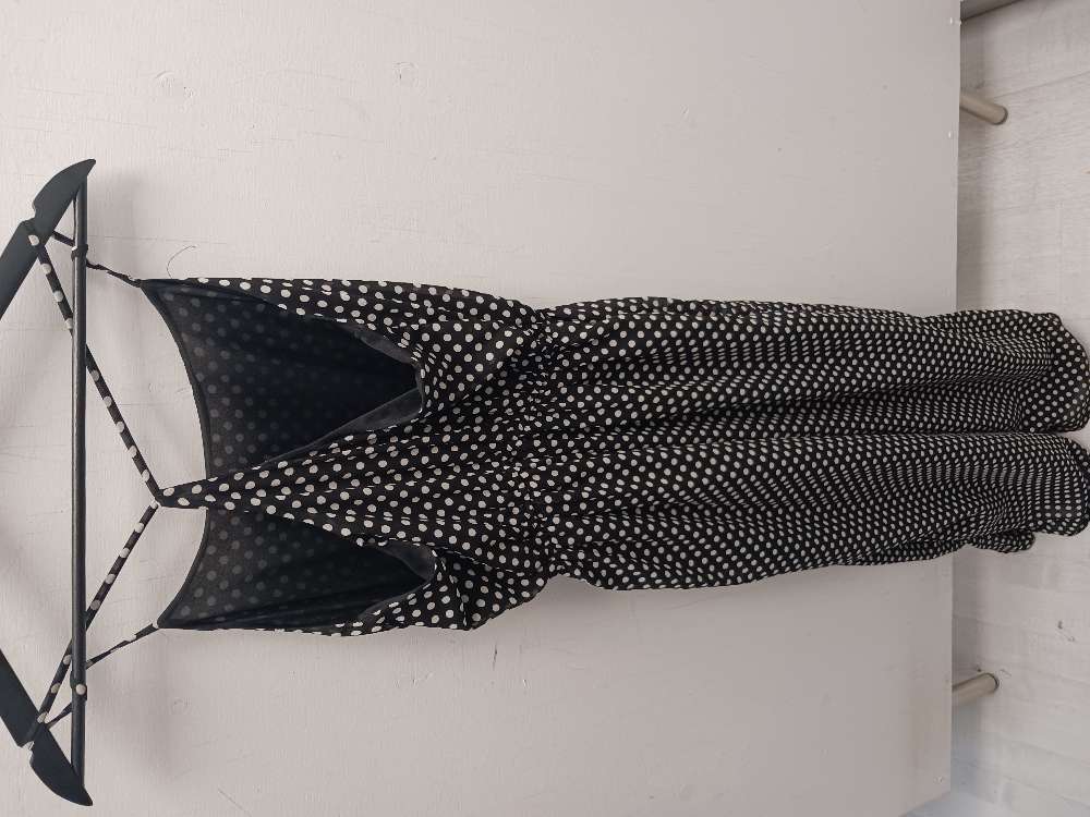 Veromoda must.-valk. pilkku mekko S