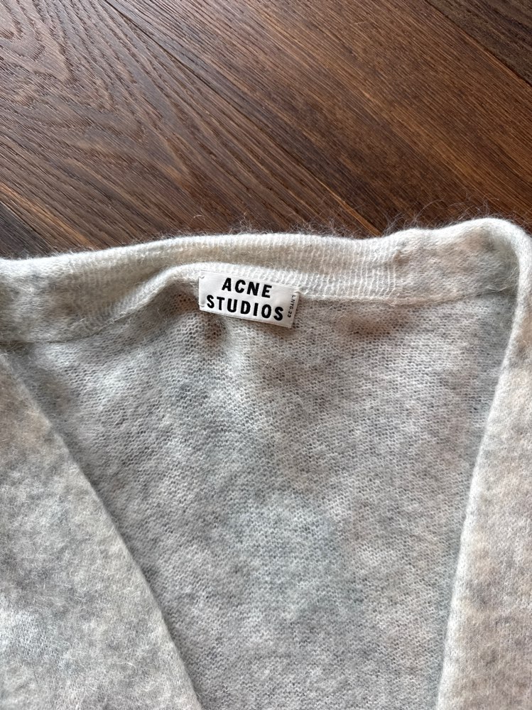 Acne strikkejakke S