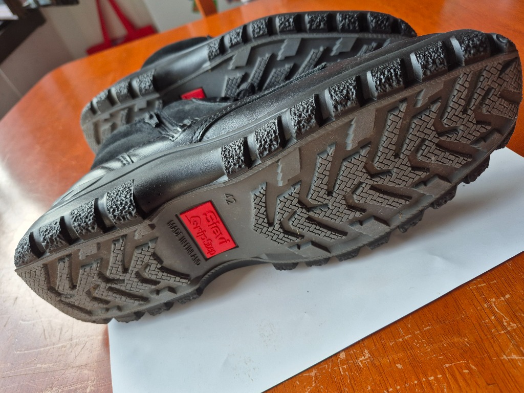 Sievi 42 talvikengät