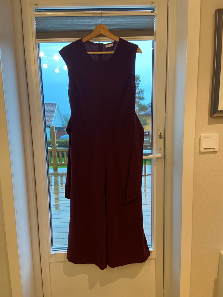 Lilla jumpsuit str 34