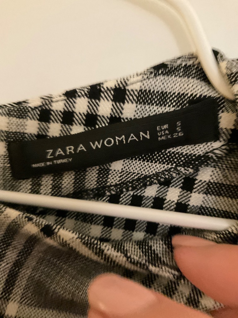 Zaran ruudullinen minimekko koko S