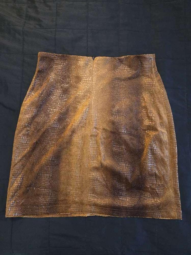 Nougata Paris hame - käärmekuvio