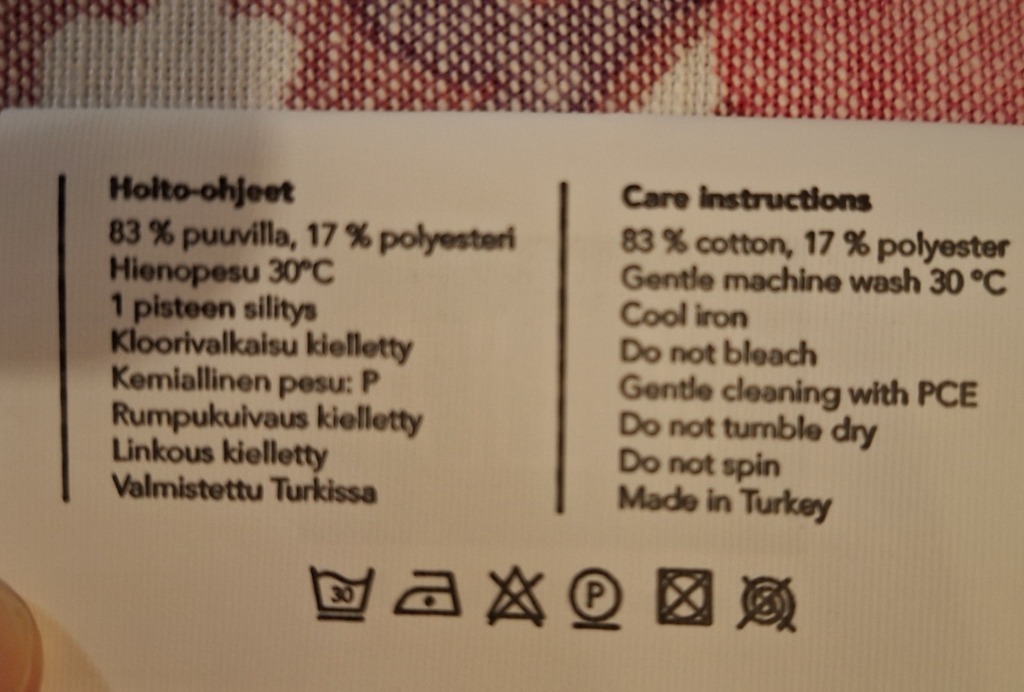 Vallila punainen kappaverho