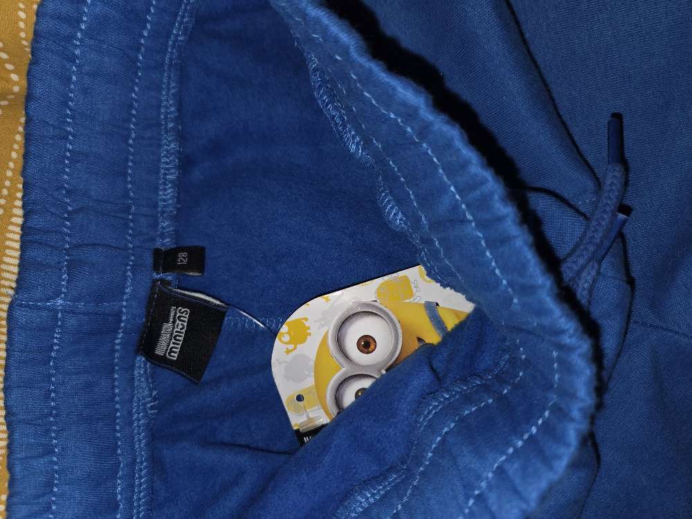 Nýjar buxur st.128 minons