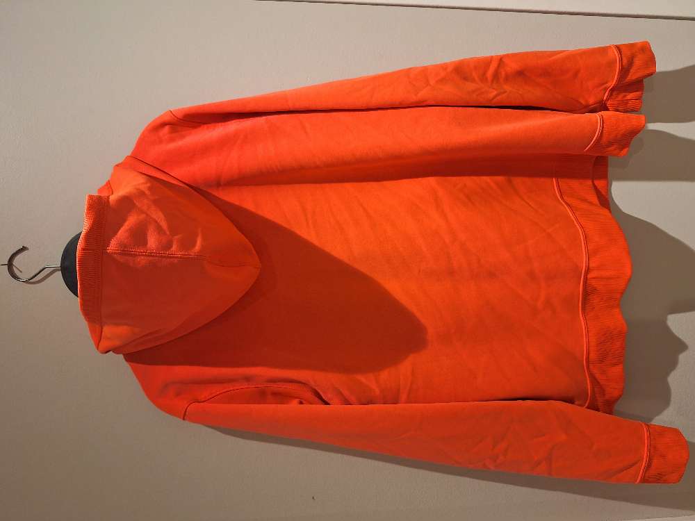 Under armor rennd peysa XL