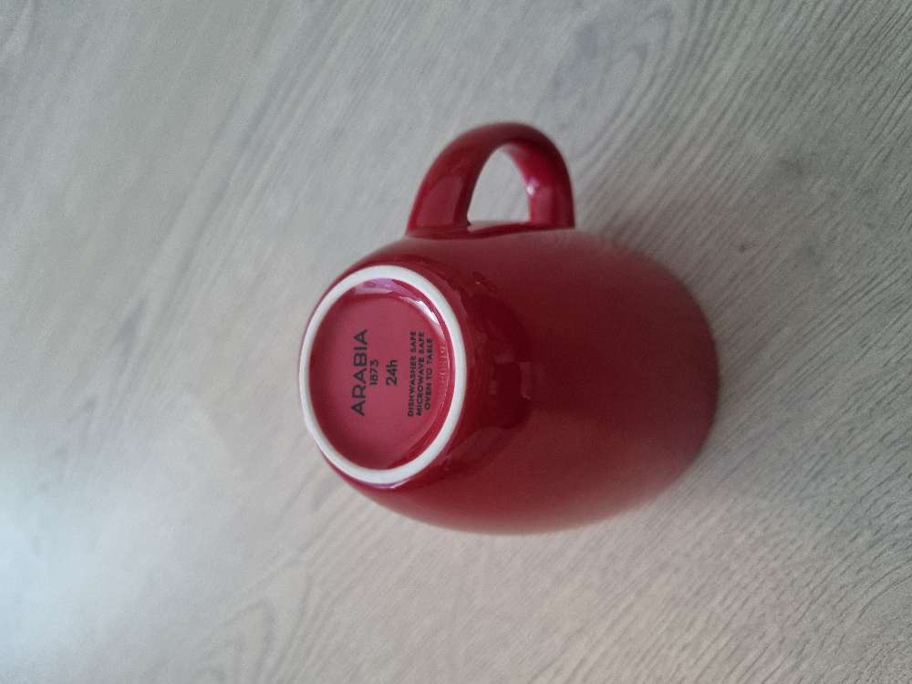 Arabia 24h punainen muki