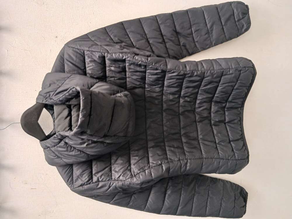 Hilfiger kevyttoppatakki S