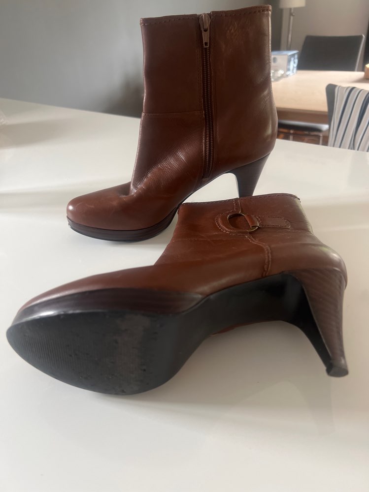 Brune skinnboots str  39