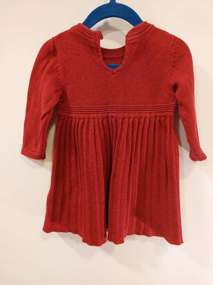 Rauður kjóll M&S st 6-9 mán