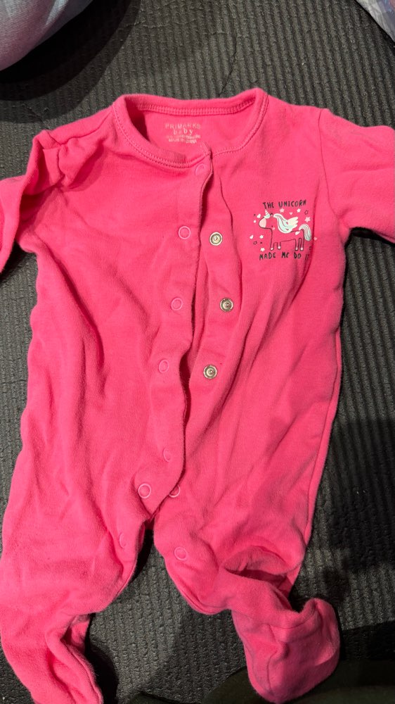 2 stk Pysj - primark str 0-1 mnd