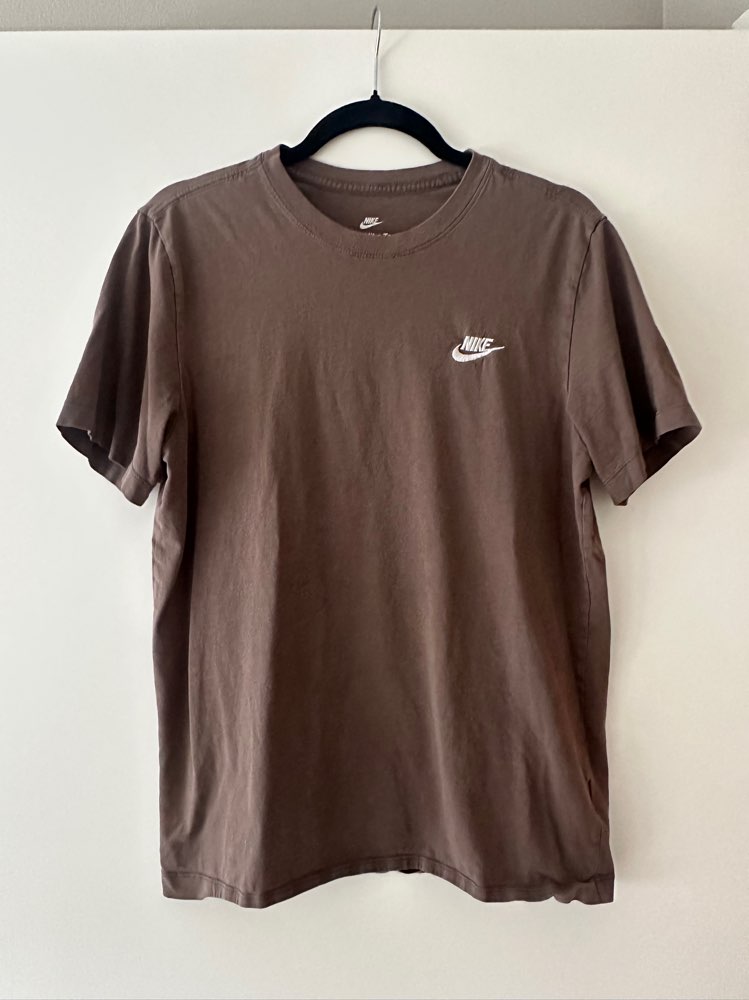 Nike brúnn M 