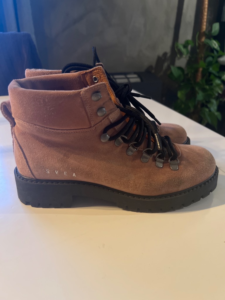 Svea Boots str 37