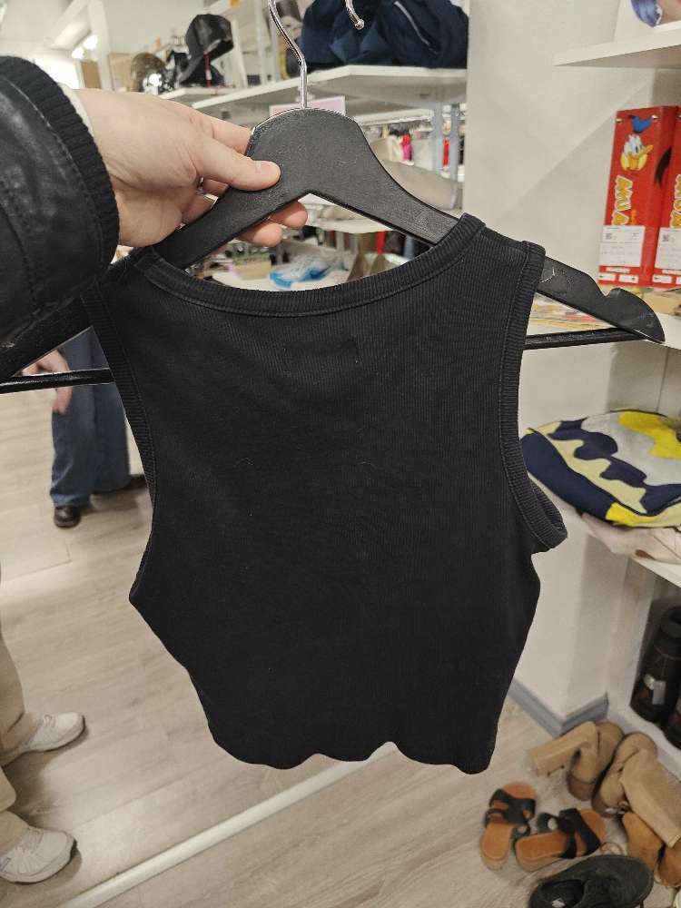 Even&Odd musta toppi, S